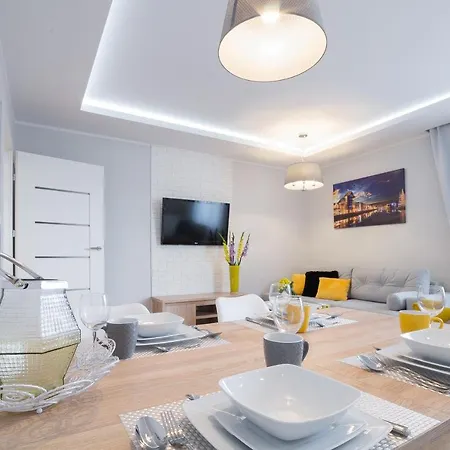 Rajska Apartament- *
